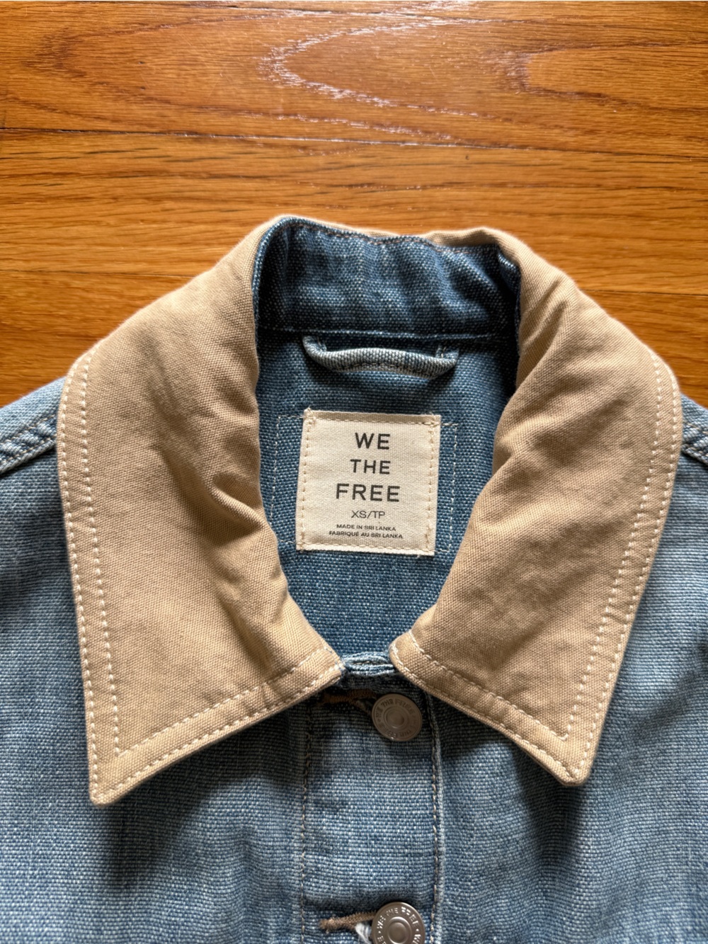 We The Free light blue denim jacket with tan collar - Picture 2 of 3